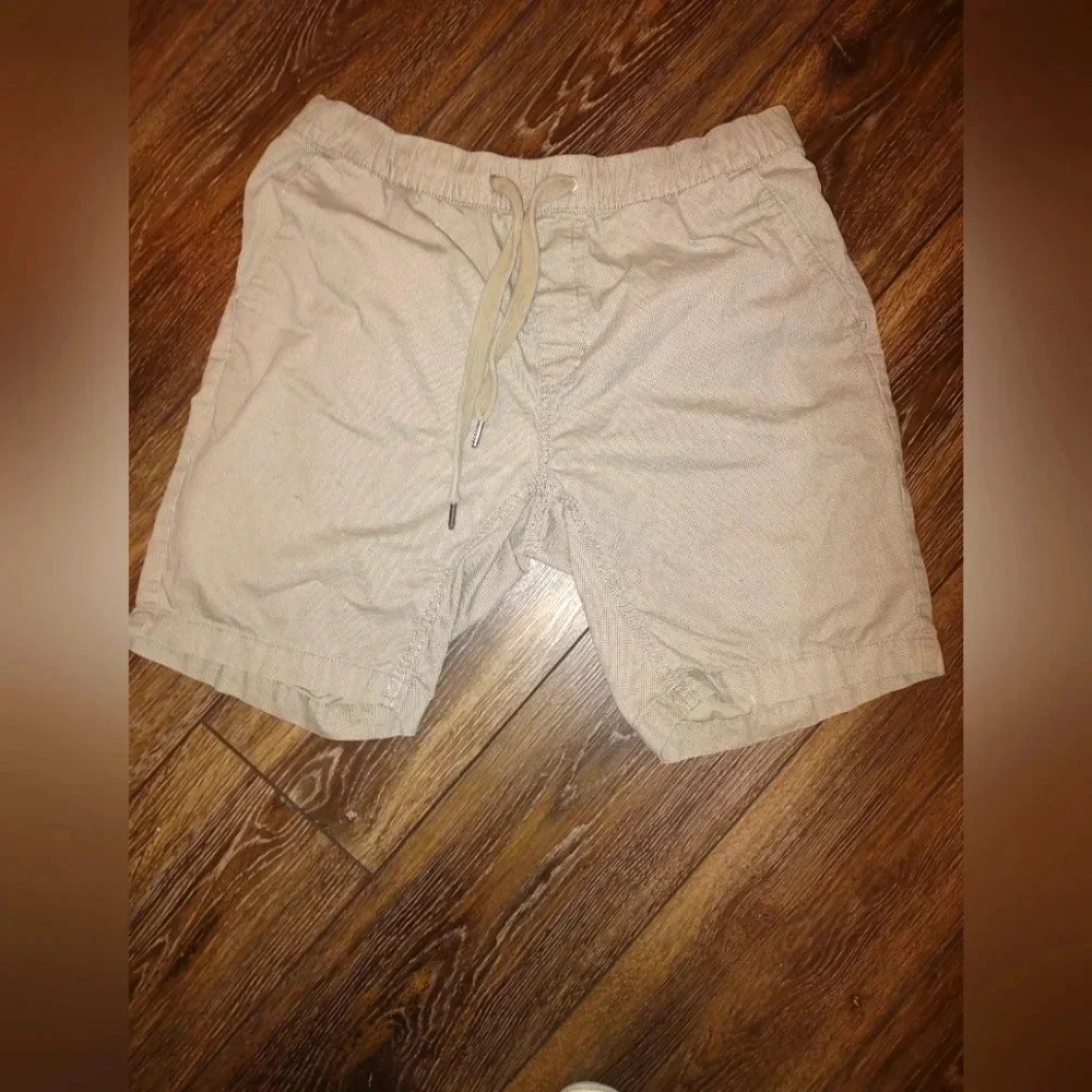 Calvin Klein men's M tan shorts casual summer activewear hiking